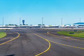 ケアンズ国際空港