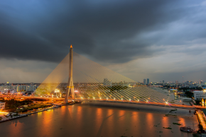 ラーマ8世橋　タイ