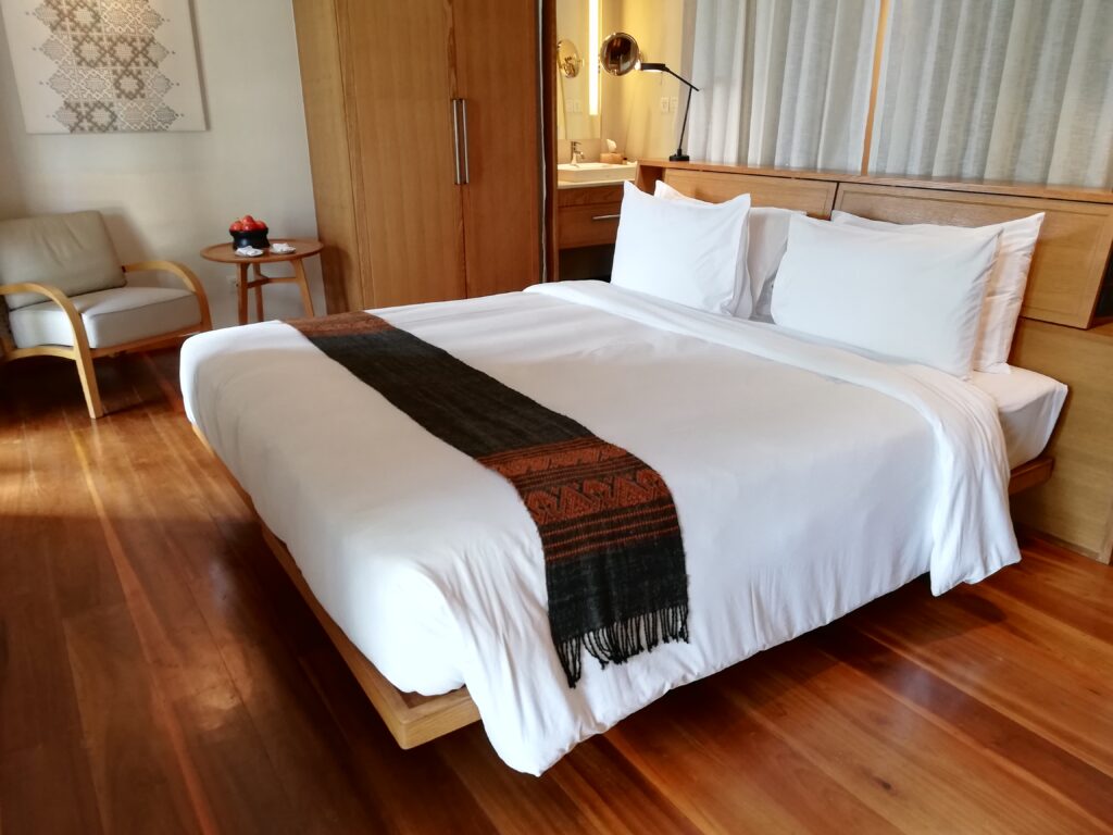 ラオス　アヴァニ