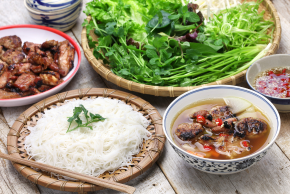 ベトナム料理　ブンチャー