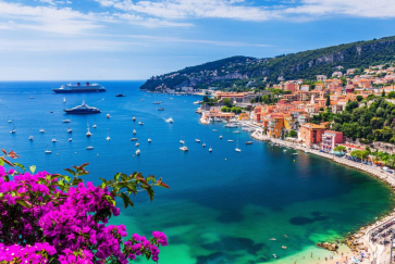 ニース　海岸線