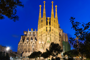 サグラダ・ファミリアライトアップ