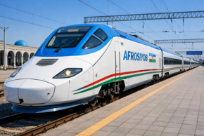 高速列車サマルカンド