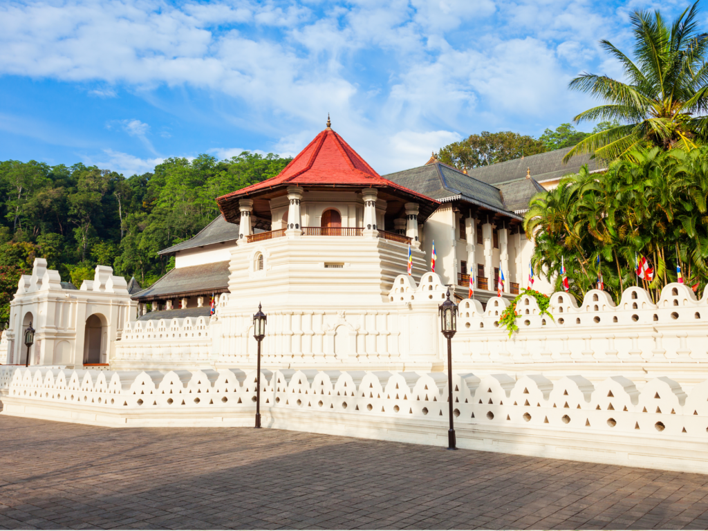 スリランカ 仏歯寺