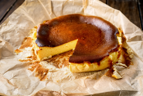 チーズケーキ　バスク　グルメ　スペイン
