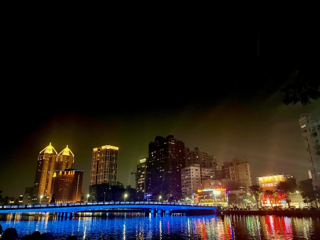 台湾 高雄 愛河 夜景