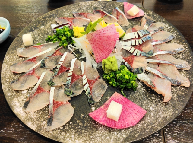 関サバと関アジのお刺身