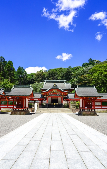 霧島神宮 国宝の幣殿・拝殿・本殿