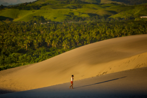 Credit Tourism Fiji – “Sand Dune Kids”