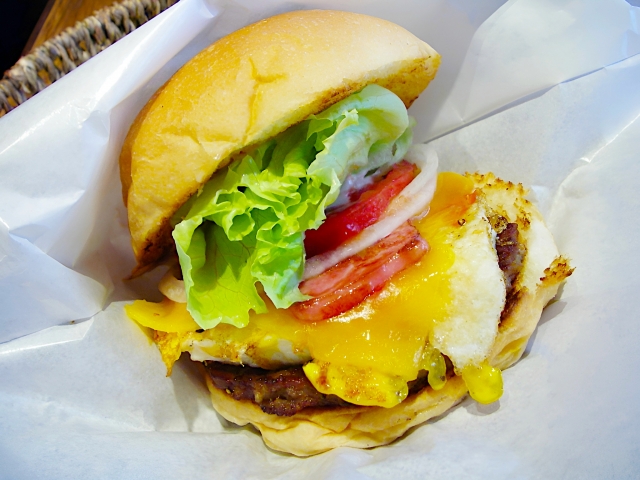 ご当地グルメ 佐世保バーガー (イメージ)
