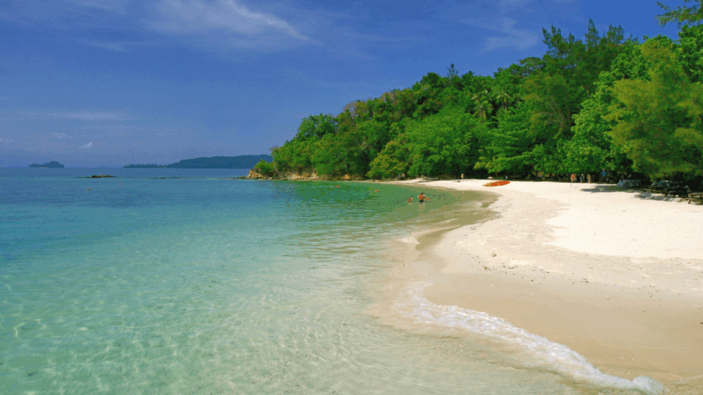 マレーシア　サピ島