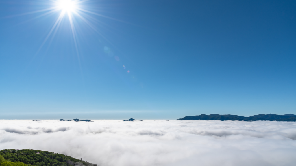 北海道 占冠 雲海