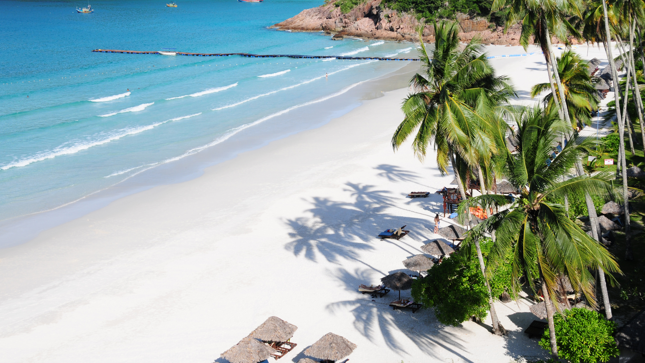 マレーシア　デサルビーチ