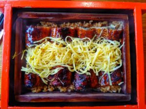 鰻の蒸籠蒸し