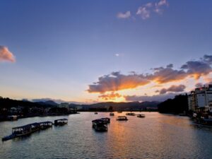 日田 三隈川の夕暮れ