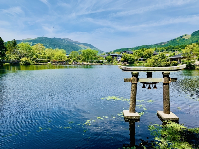 湯布院の金鱗湖の鳥居